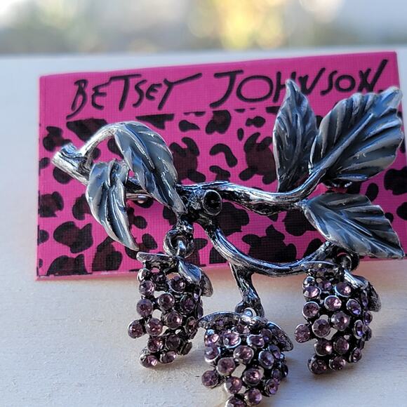 Purple Grape Cluster Brooch with Rhinestone Accents - Picture 15 of 15